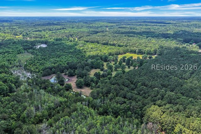 7724 Bees Creek Rd, Ridgeland, SC 29936