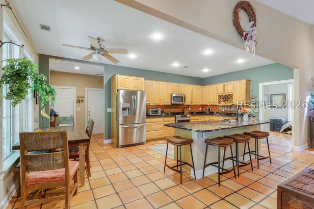 7724 Bees Creek Rd, Ridgeland, SC 29936