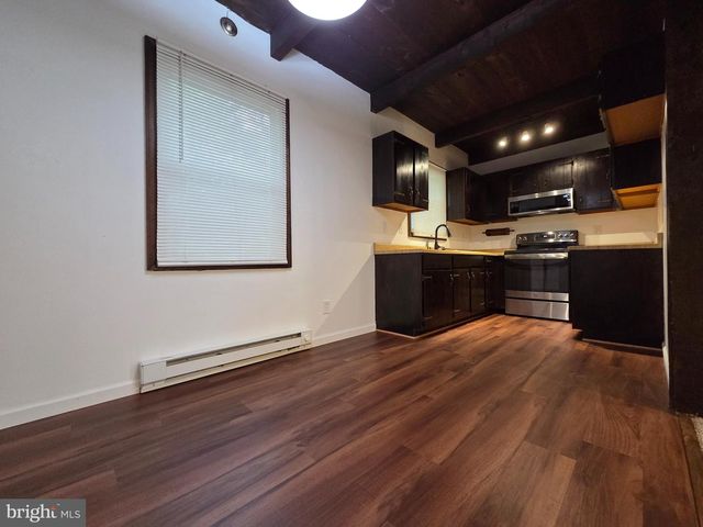 214 N LIVERPOOL ST, Manchester, PA 17345