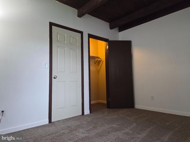 214 N LIVERPOOL ST, Manchester, PA 17345