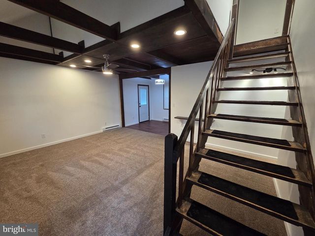214 N LIVERPOOL ST, Manchester, PA 17345