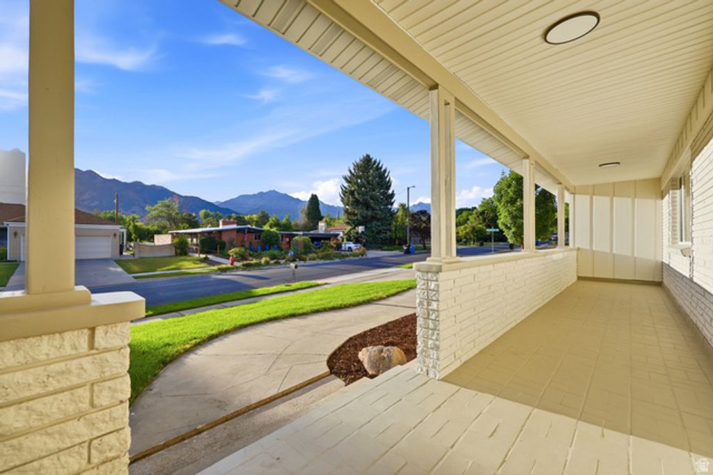 5406 S YORK ST, Murray, UT 84117 — photo 4