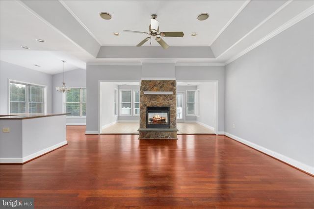 88 SIGNAL KNOB COTTAGE DR, Strasburg, VA 22657