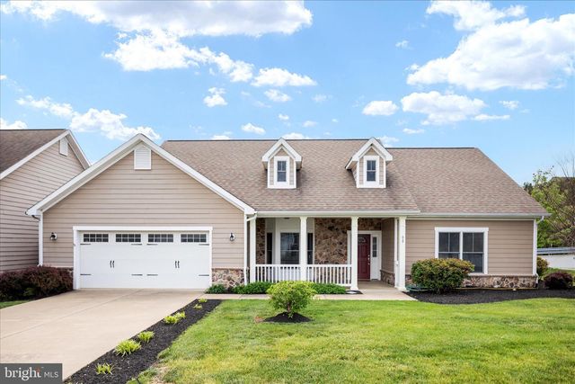 88 SIGNAL KNOB COTTAGE DR, Strasburg, VA 22657