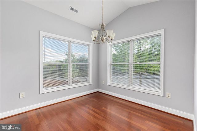 88 SIGNAL KNOB COTTAGE DR, Strasburg, VA 22657