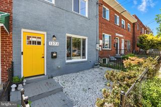 1373 ADAMS ST NE, Washington, DC 20018