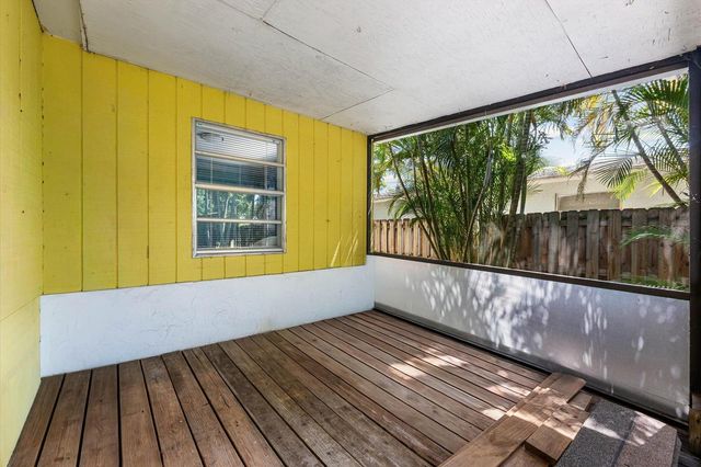 4880 LINCOLN Road, Delray Beach, FL 33445