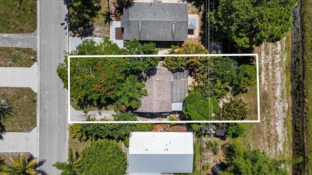 4880 LINCOLN Road, Delray Beach, FL 33445