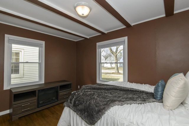 2924 N 79th STREET, Milwaukee, WI 53222