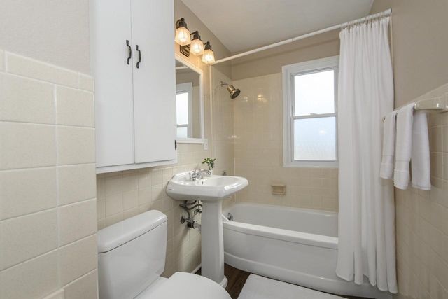 2924 N 79th STREET, Milwaukee, WI 53222