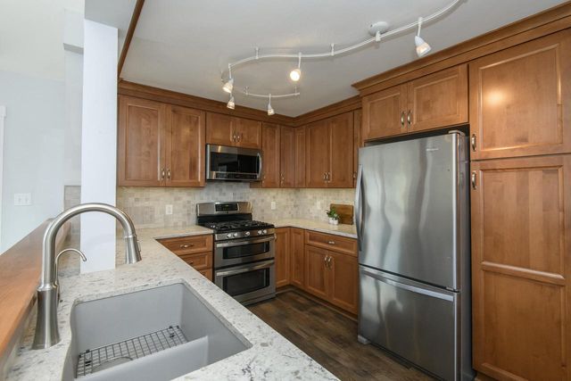 2924 N 79th STREET, Milwaukee, WI 53222