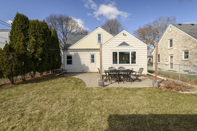 2924 N 79th STREET, Milwaukee, WI 53222