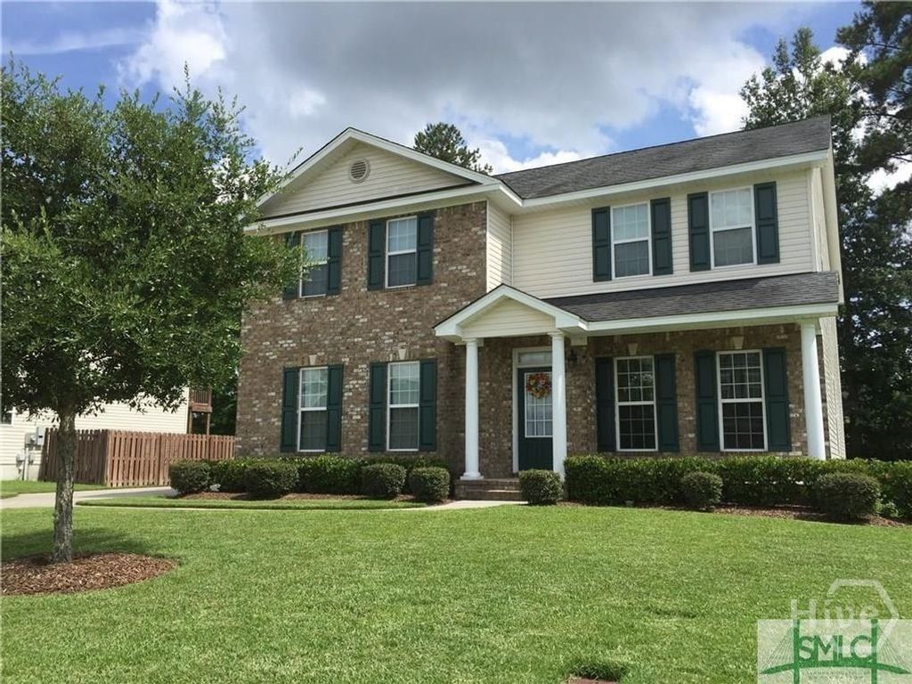 Image 1 of property listing at 72 Patriot Drive, Richmond Hill, GA 31324