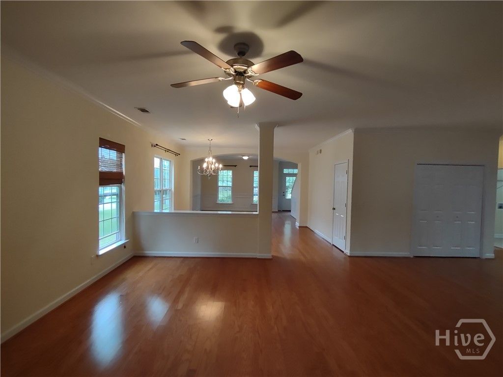 Image 5 of property listing at 72 Patriot Drive, Richmond Hill, GA 31324