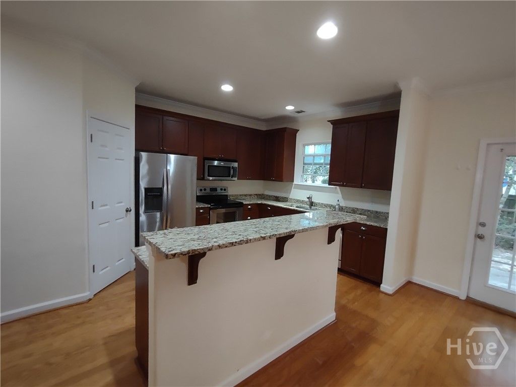 Image 7 of property listing at 72 Patriot Drive, Richmond Hill, GA 31324
