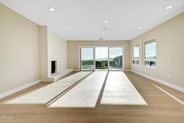 614 Starlight Crest Drive, La Canada Flintridge, CA 91011