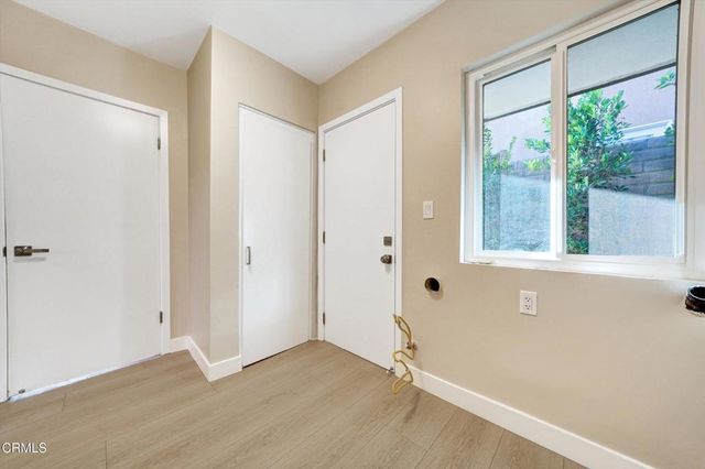 614 Starlight Crest Drive, La Canada Flintridge, CA 91011