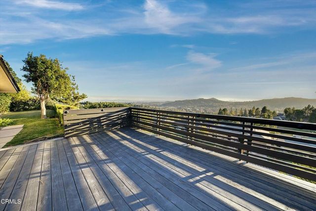 614 Starlight Crest Drive, La Canada Flintridge, CA 91011