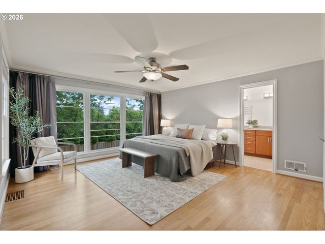 8120 Sw MAPLE Dr, Portland, OR 97225