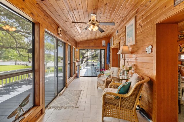 327 Mountain View DR, Sunrise Beach, TX 78643