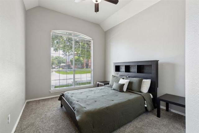 400 Sparrow Hawk, Mckinney, TX 75072