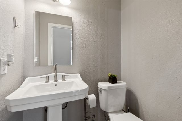 400 Sparrow Hawk, Mckinney, TX 75072