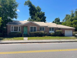 1102 N Lemacks Street, Walterboro, SC 29488