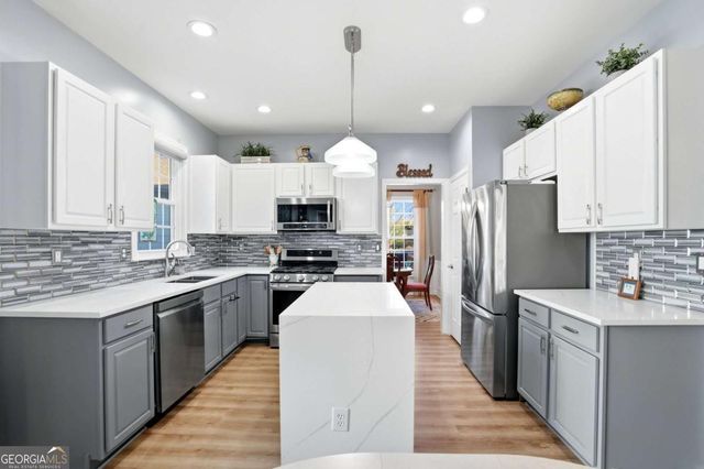 1570 Cobble Creek Way, Cumming, GA 30041