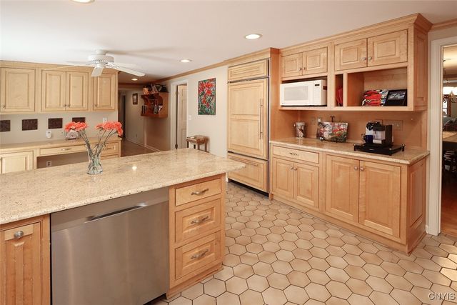 108 Woodberry Lane, Dewitt, NY 13066