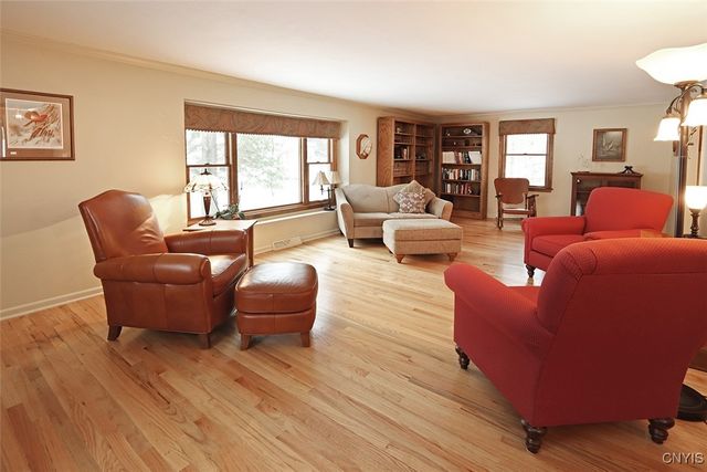 108 Woodberry Lane, Dewitt, NY 13066