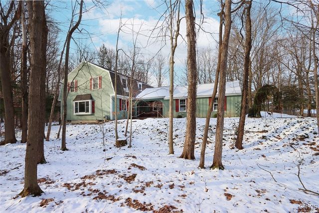 108 Woodberry Lane, Dewitt, NY 13066