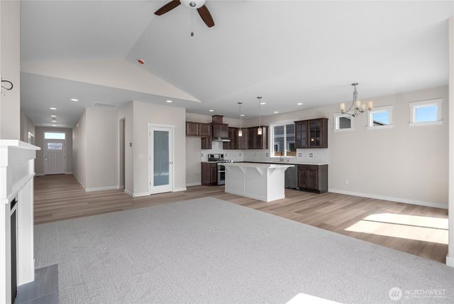 9636 7th Way SE, Lacey, WA 98513