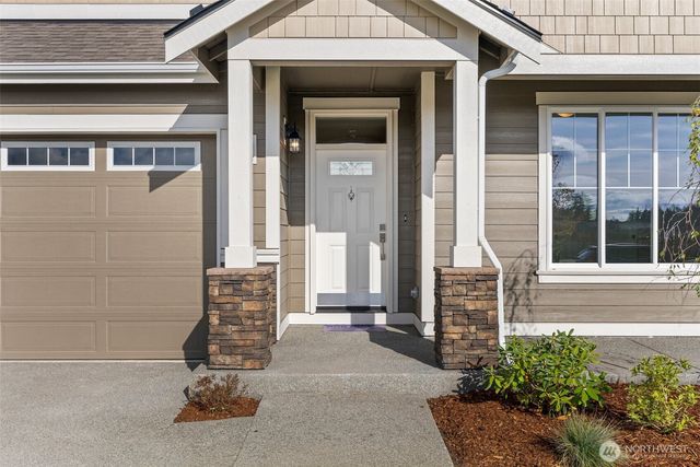 9636 7th Way SE, Lacey, WA 98513