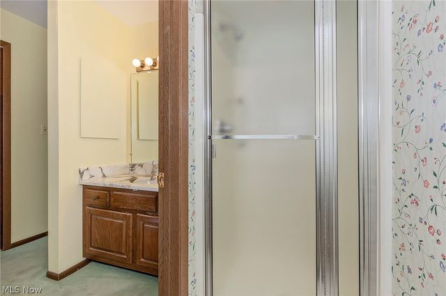 12616 Cedar Road, Cleveland Heights, OH 44106