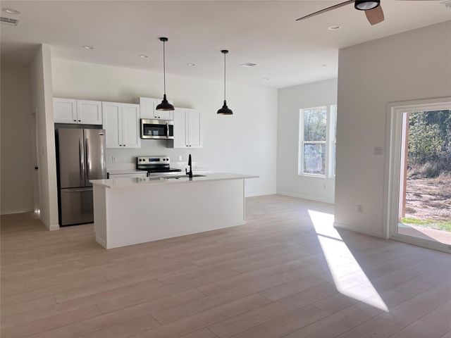 265 Rd 3371a, Cleveland, TX 77327