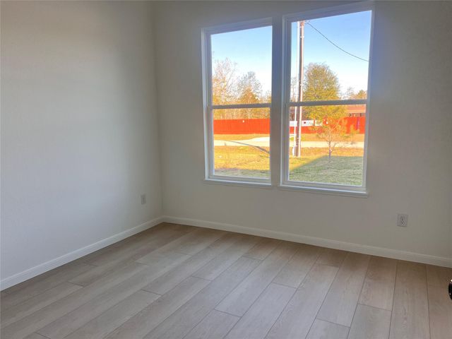 265 Rd 3371a, Cleveland, TX 77327