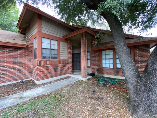 9915 Raven Field, San Antonio, TX 78245