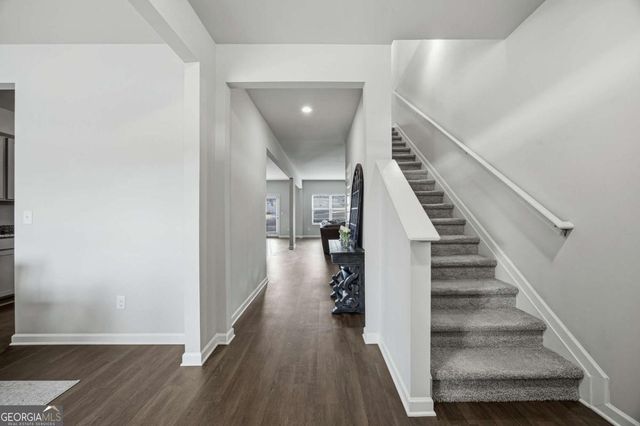 933 Nandina Lane, Loganville, GA 30052