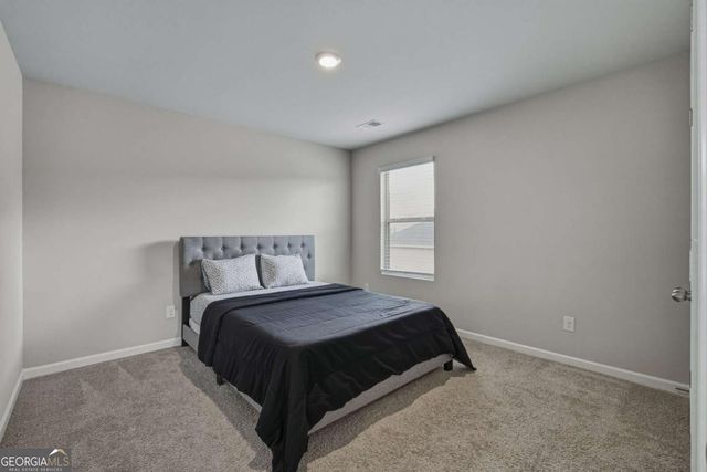 933 Nandina Lane, Loganville, GA 30052