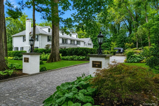45 Southeast Road, Sands Point, NY 11050