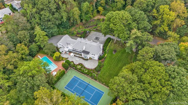 45 Southeast Road, Sands Point, NY 11050