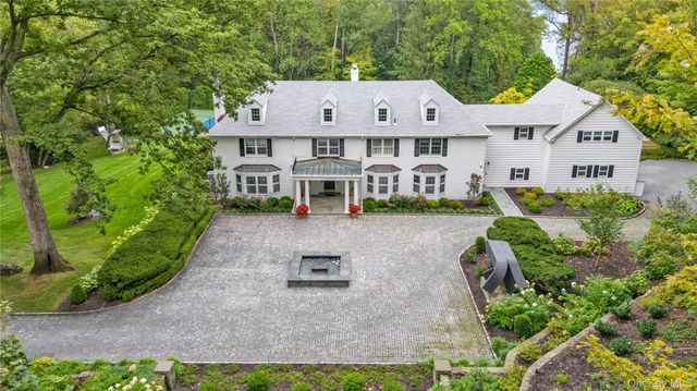45 Southeast Road, Sands Point, NY 11050