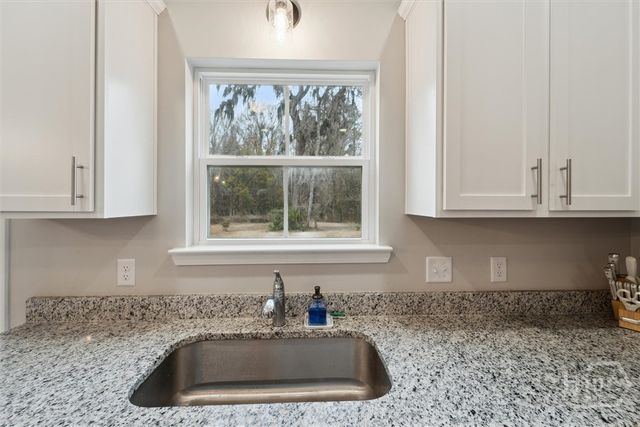 601 Meloney Drive Drive, Hinesville, GA 31301