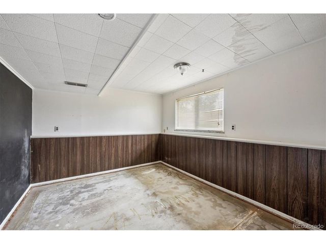 404 Neptune Ct, Lone Tree, CO 80124