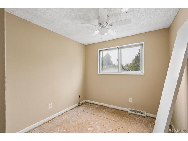 404 Neptune Ct, Lone Tree, CO 80124