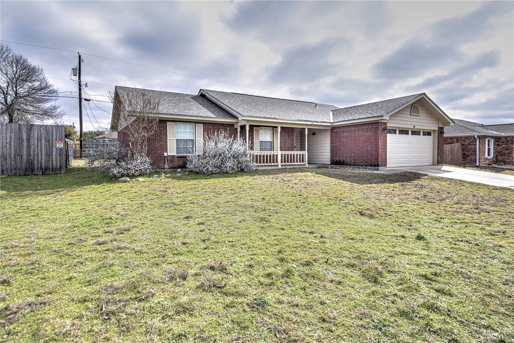 16 N Winecup DR, Belton, TX 76513