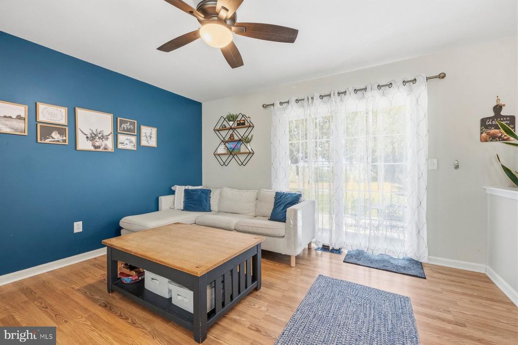 Image 2 of property listing at 1183 JO APTER PL, New Windsor, MD 21776