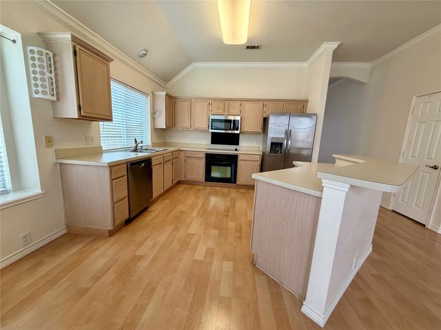 4233 Creekstone Drive, Plano, TX 75093