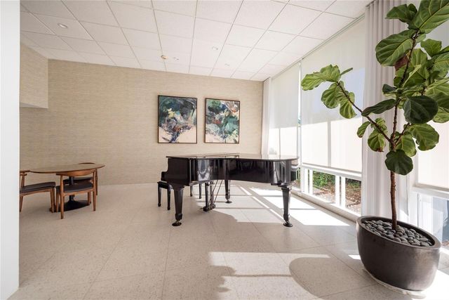 2840 N Ocean Boulevard 407, Fort Lauderdale, FL 33308