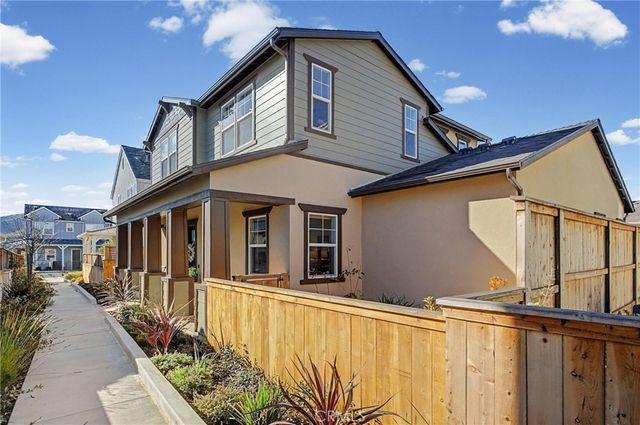 186 Earthwood, San Luis Obispo, CA 93401